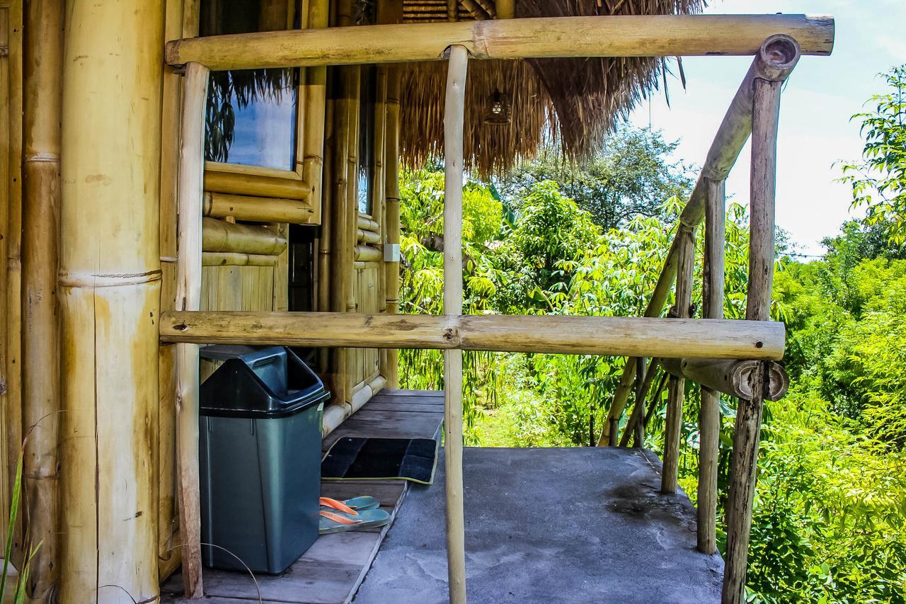 Echo Alam Nusa Lodge Ped Exteriör bild