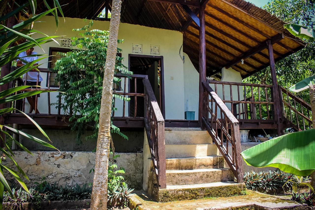 Echo Alam Nusa Lodge Ped Exteriör bild
